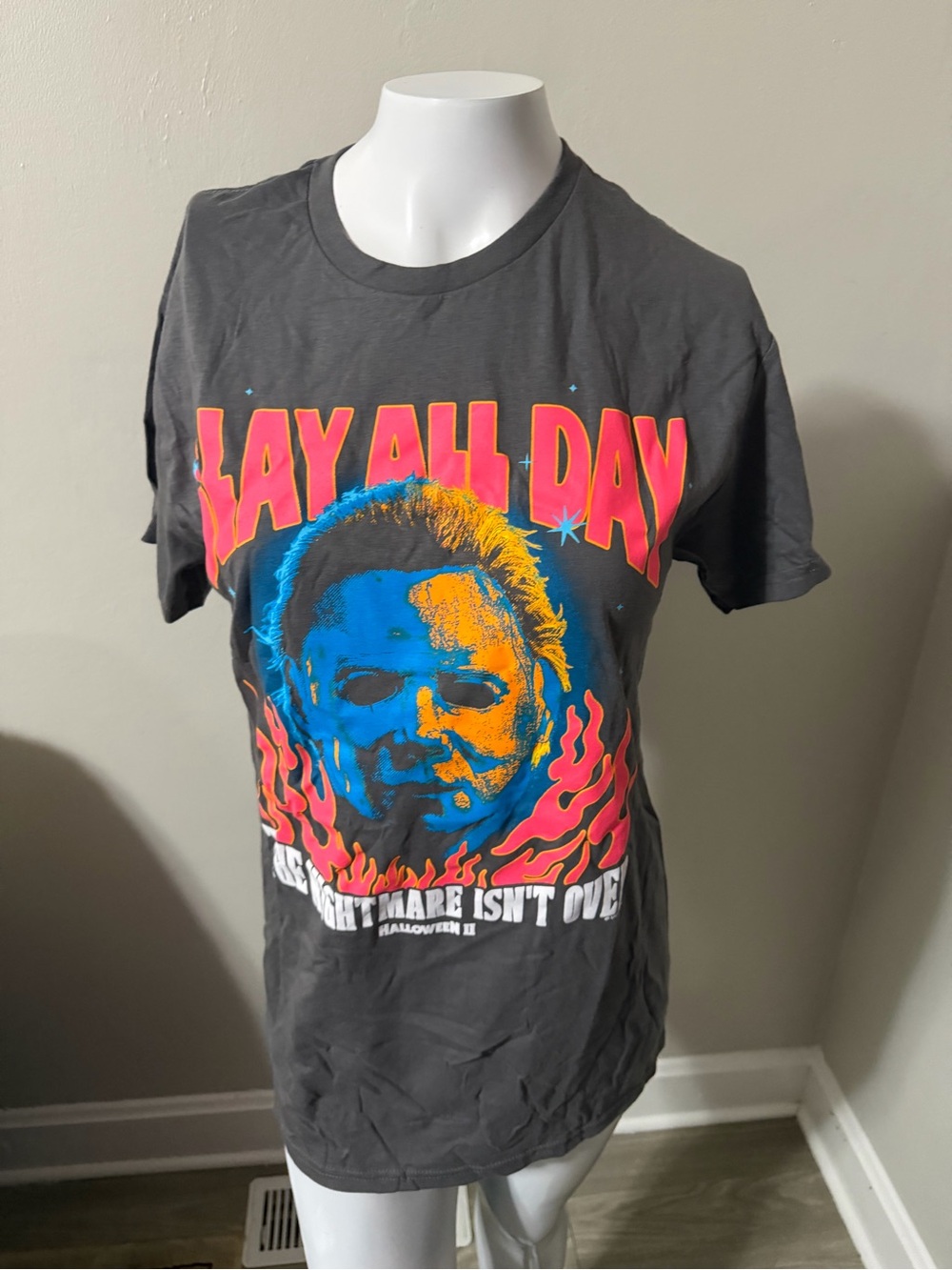 Gray 'Play All Day' Graphic Tee - Womens
